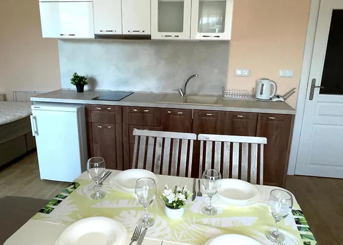 Palms In Sozopol, With Free Parking *